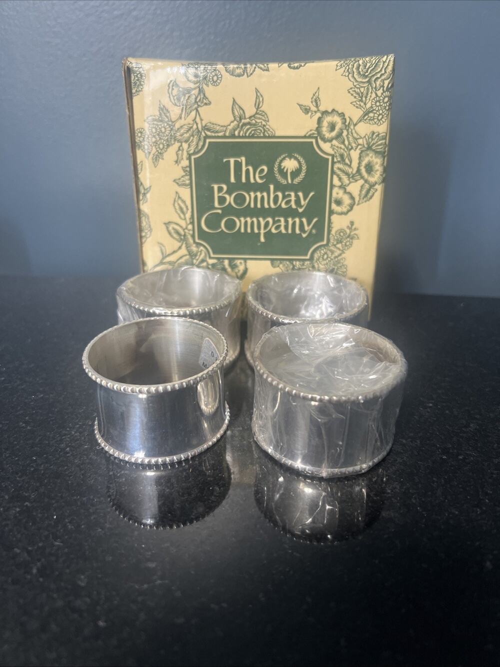 The Bombay Company Beaded Napkin Ring Silver Tone Set of 4 Made in India 3100716